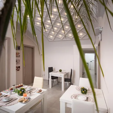 Roof Garden 4*