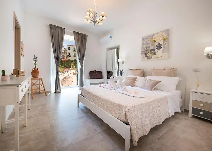 Roof Garden Nocleg ze śniadaniem Salerno